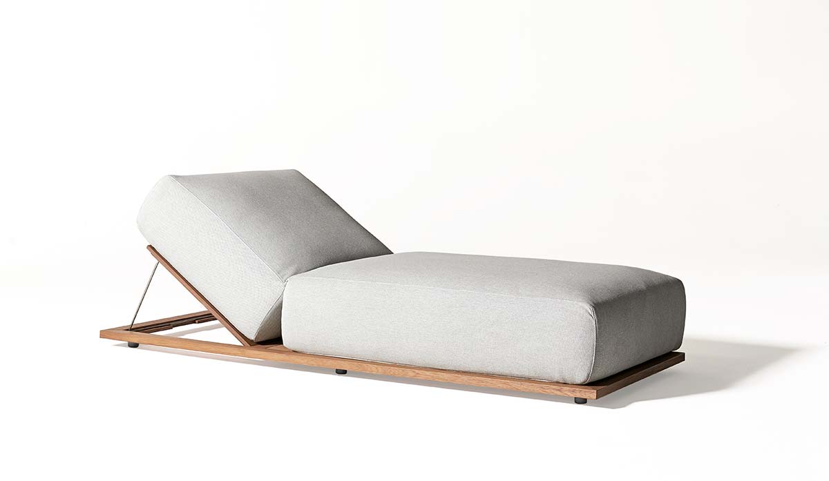 Meridiani, Claud open air lounge bed