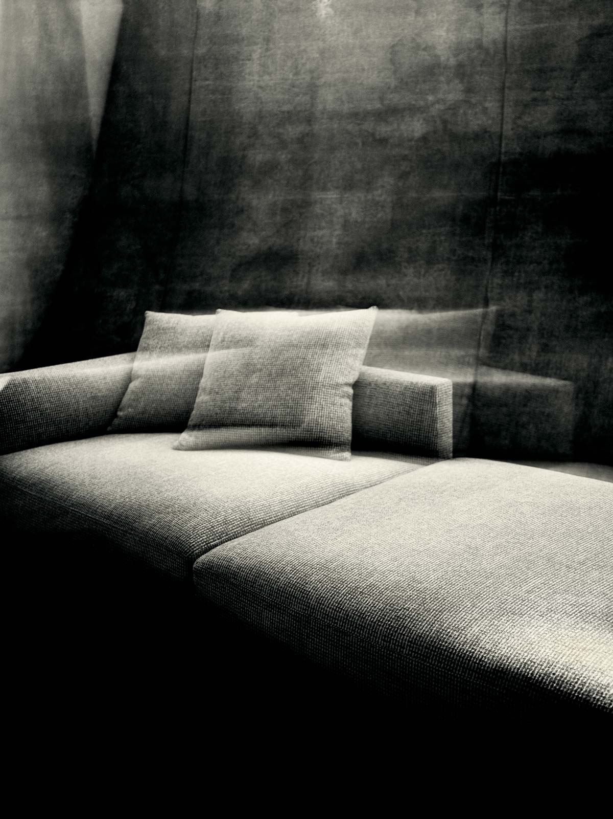 Poliform - Time, Light, Space by Paolo Roversi