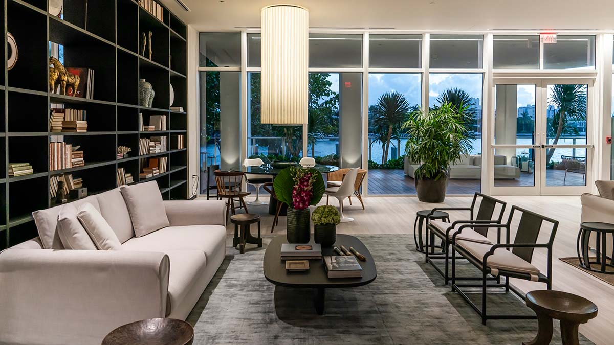 Ritz-Carlton Residences Miami Beach, Game Room, Lobby 