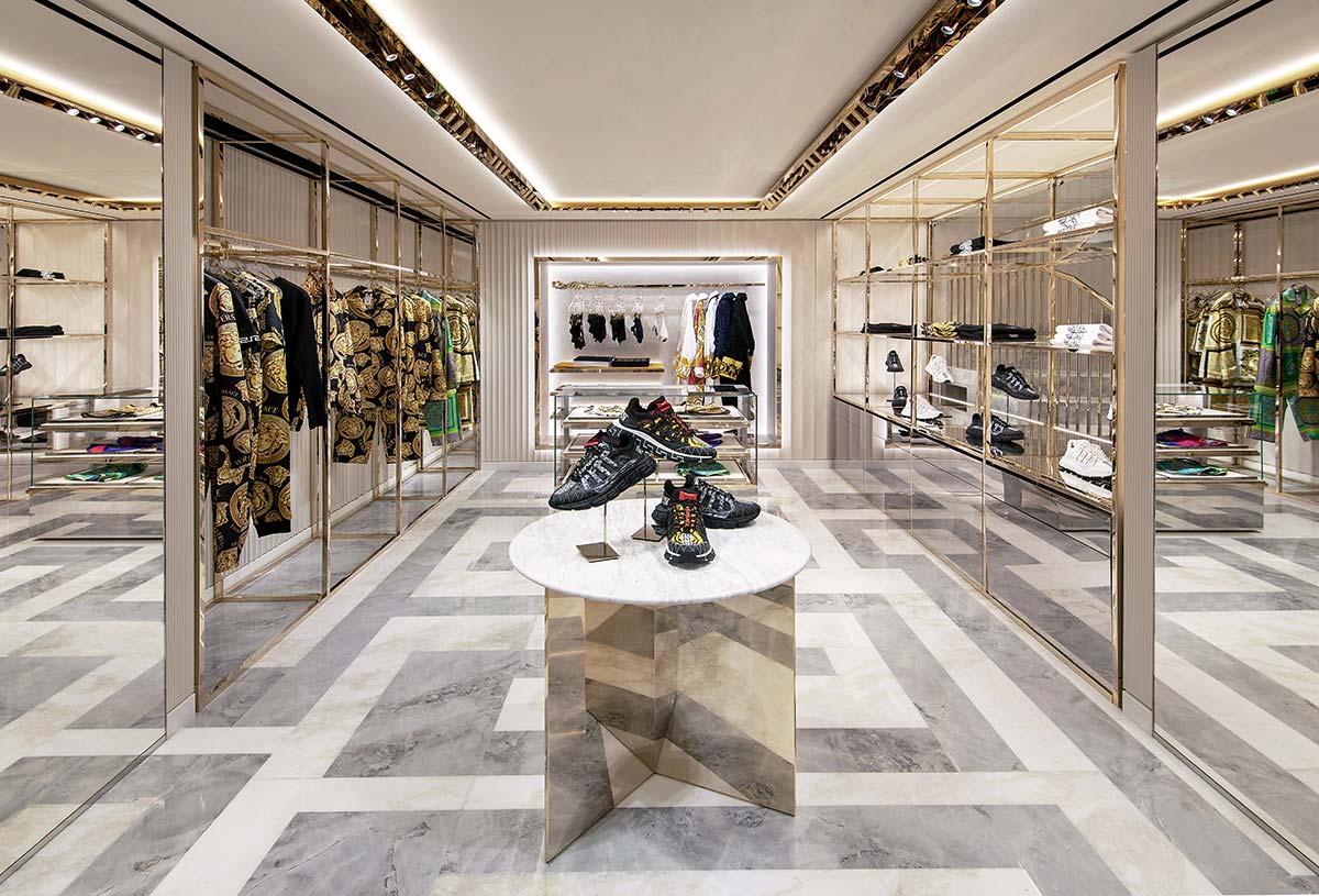 Nicolas: “How I design Versace stores” - IFDM