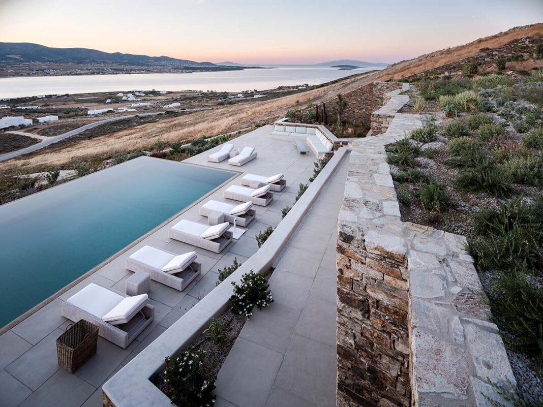 Villas by Tsolakis Architects, Antiparos, Greece
