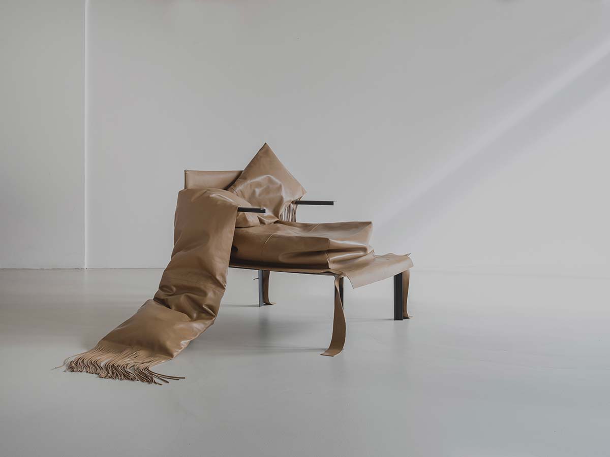 MANIERA, Lukas Gschwandtner, Pillow Chair © Jeroen Verrecht