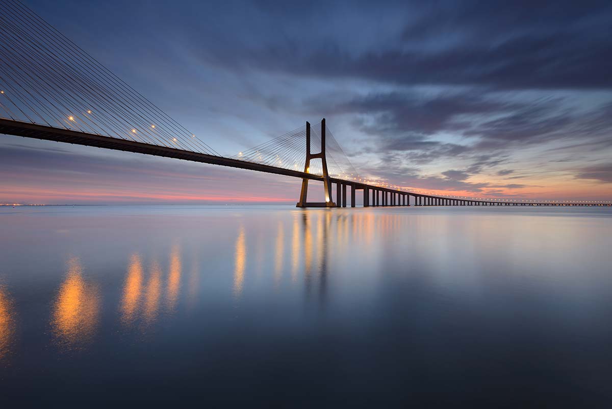 Vasco da Gama bridge, Lisbon - Photo © ARoxoPT