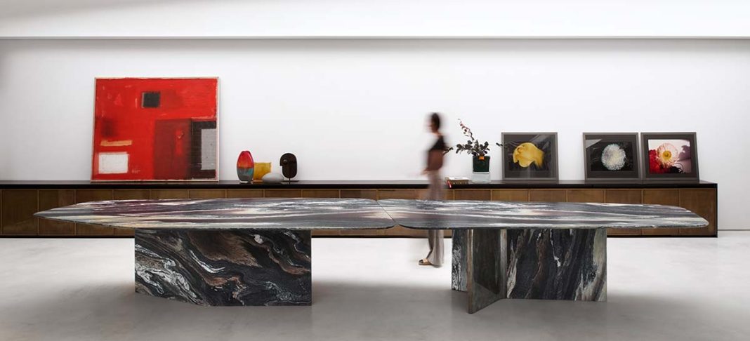 Islas table, design Draw Studio - NEUTRA showroom, Birago