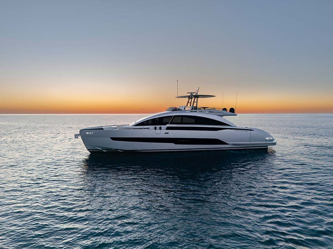 GTX8O by Pershing Yacht