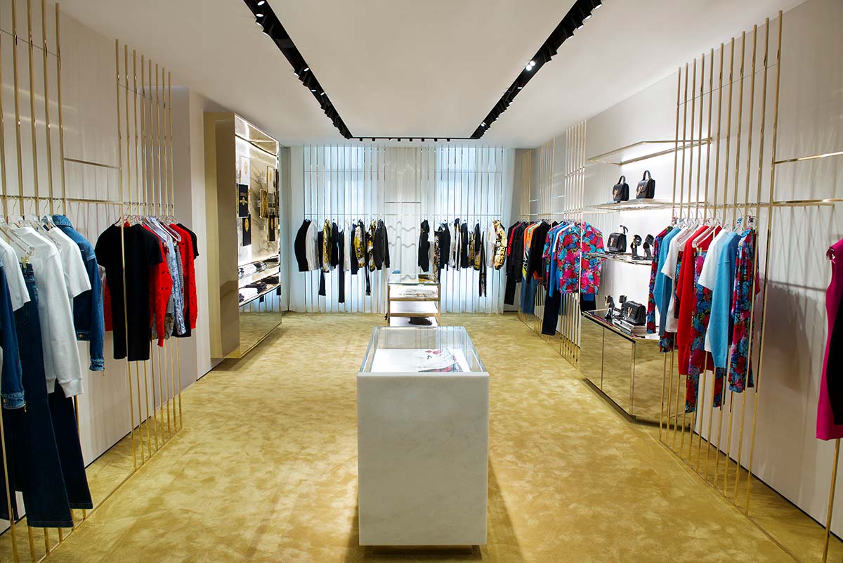 Gwenael Nicolas: “How I design the Versace stores” - IFDM